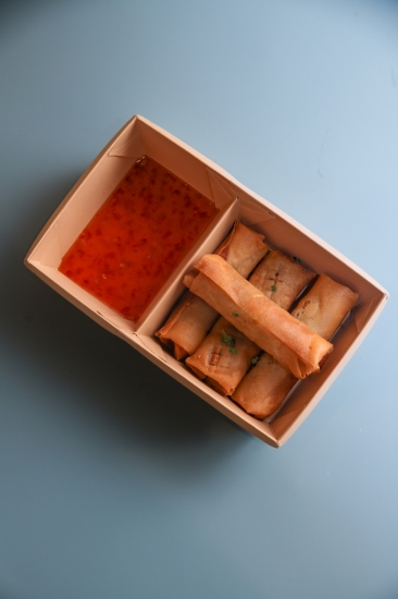 Picture of Filo Rolls with Chicken  and Mushrooms